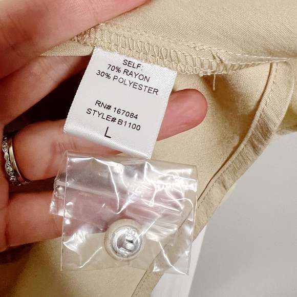 Tuckernuck Cream Button-Up Top - Picture 7 of 8